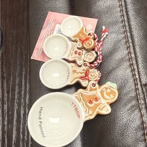 Holiday Time Gingerbread Measuring Spoons Set